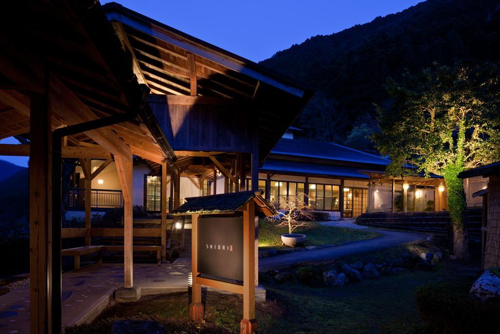 Отель Furuyu Onsen Oncri Сага Экстерьер фото